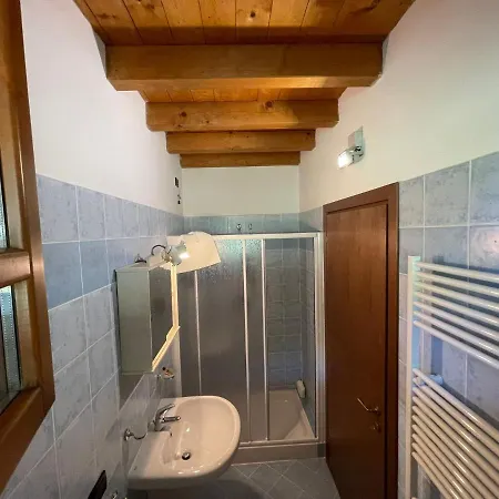 B&B La Fiocchina - Magic Place - & In Garda - Countryside Farmhouse, Inside The Middle Of The *
