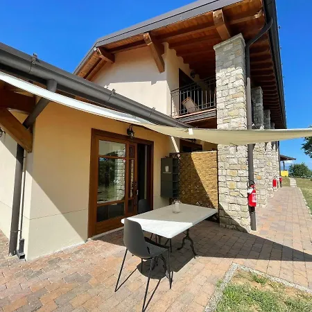 Panzió La Fiocchina - Magic Place - & In Garda - Countryside Farmhouse, Inside The Middle Of The Salò